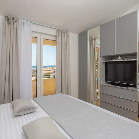 ☆50 Grey☆ Okrug Gornji