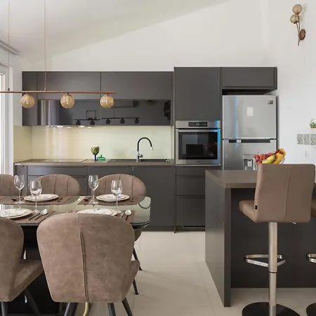 ☆50 Grey☆ Okrug Gornji