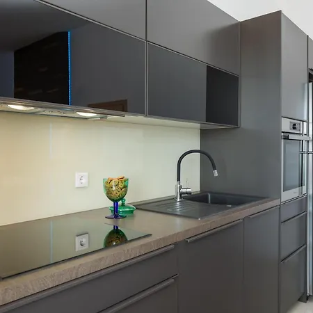 Appartement ☆50 Grey☆ Okrug Gornji