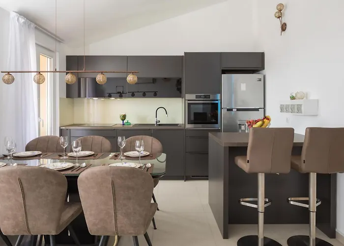 ☆50 Grey☆ Okrug Gornji